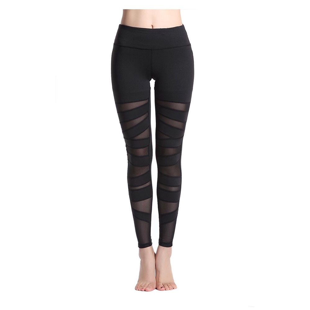 MESH PANEL LEGGINGS!